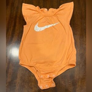 Nike Girls Summer Onesie (9M)